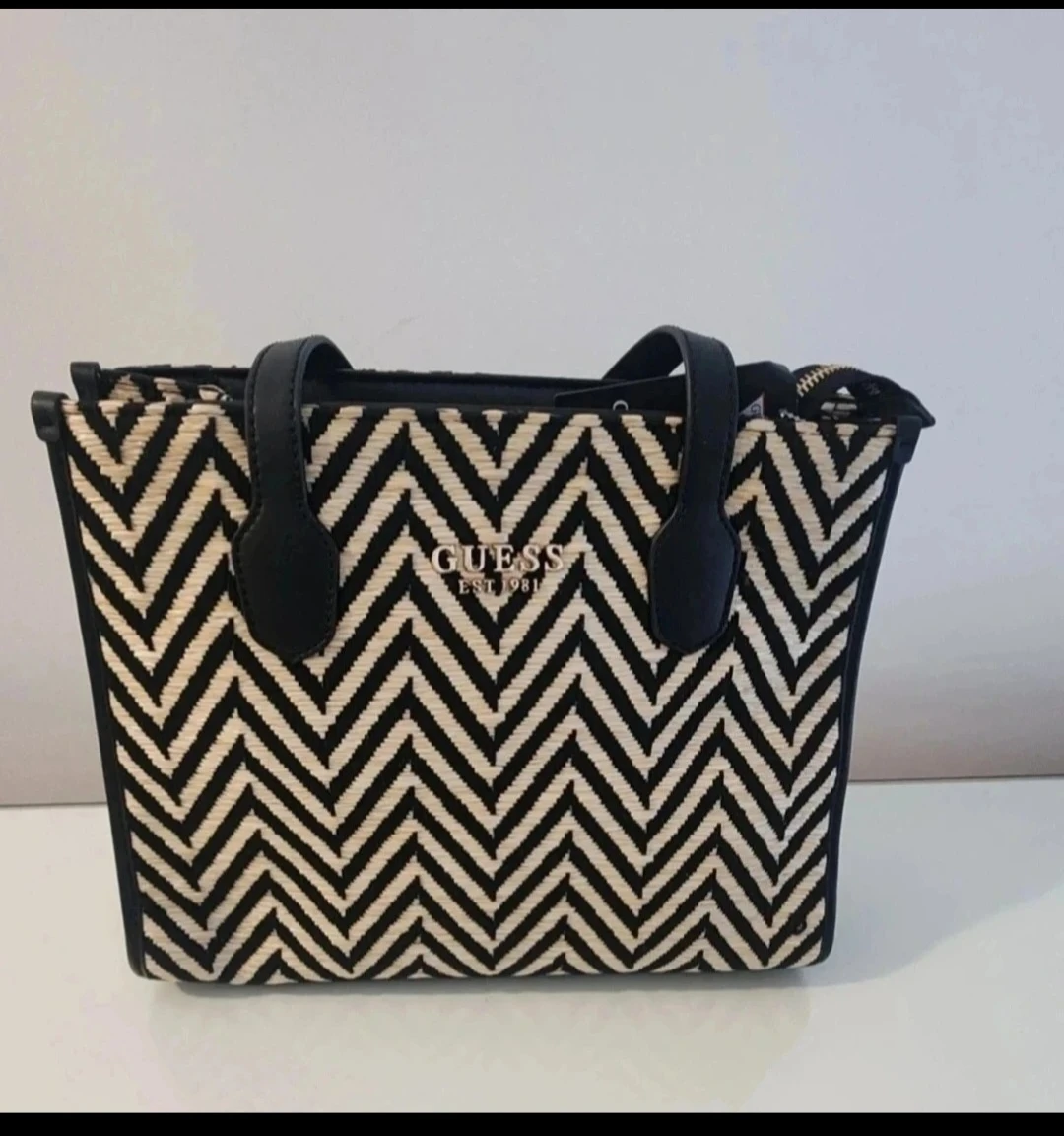 GUESS Silvana 2 Compartment Tote Bag - Black & White Chevron - photo 4
