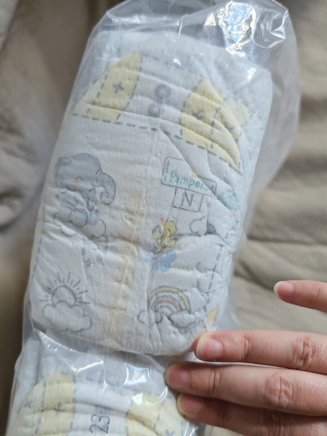 Pampers Swaddlers Diapers, Size 0 (up to 10 lbs), 68 Count - photo 3
