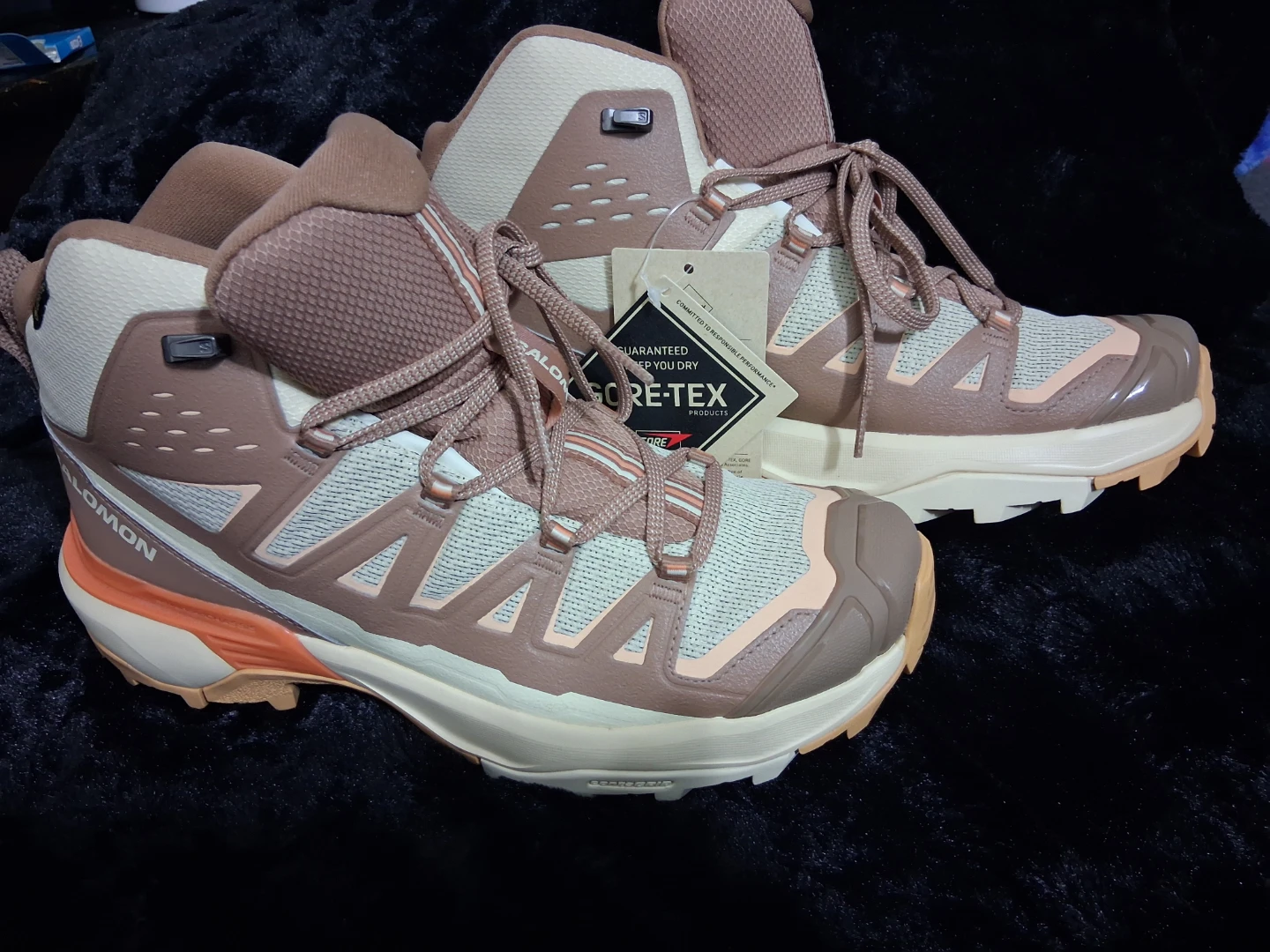 Salomon X Ultra 360 Edge Gore-Tex Hiking Boots. Size usa 8.5