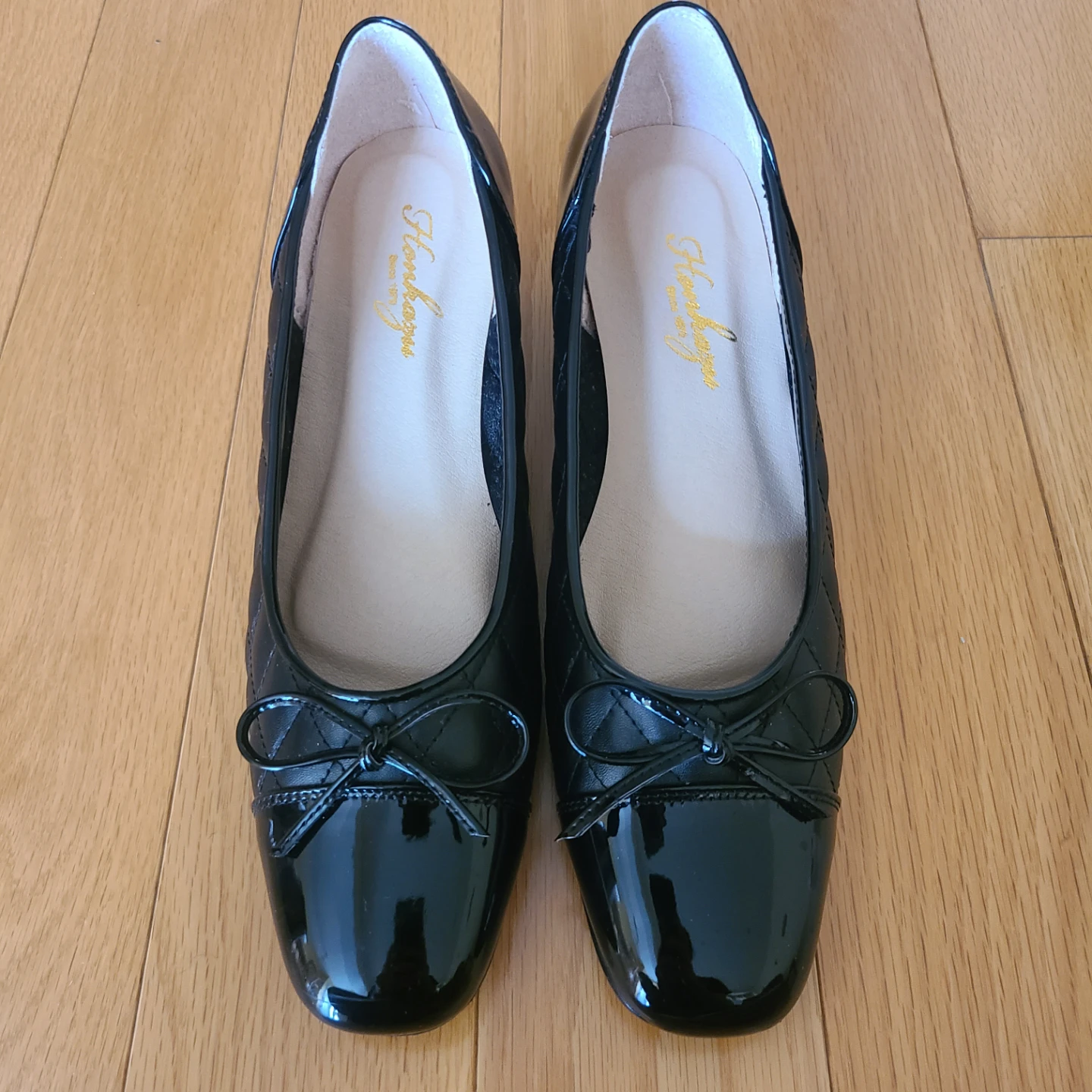 Black Quilted Patent Bow Heels - photo 4