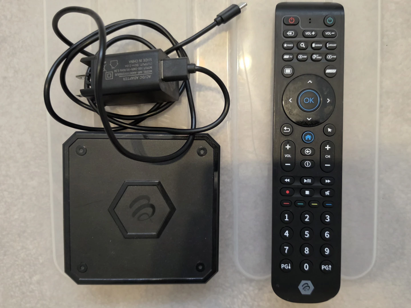BuzzTV 4k IP TV BOX WiFi with REMOTE and subscription