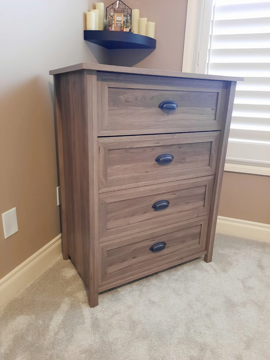 Sauder 4 drawer dresser