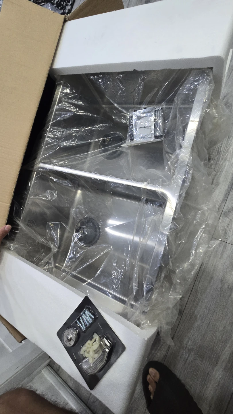 Stainless Steel Undermount Kitchen Sink