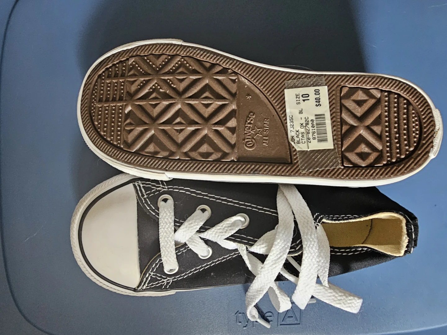 Converse - photo 2