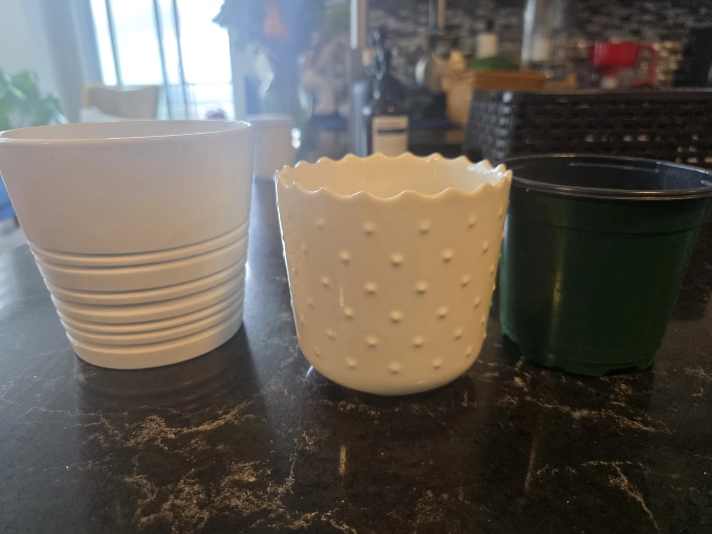 Set of 3 small plant pots