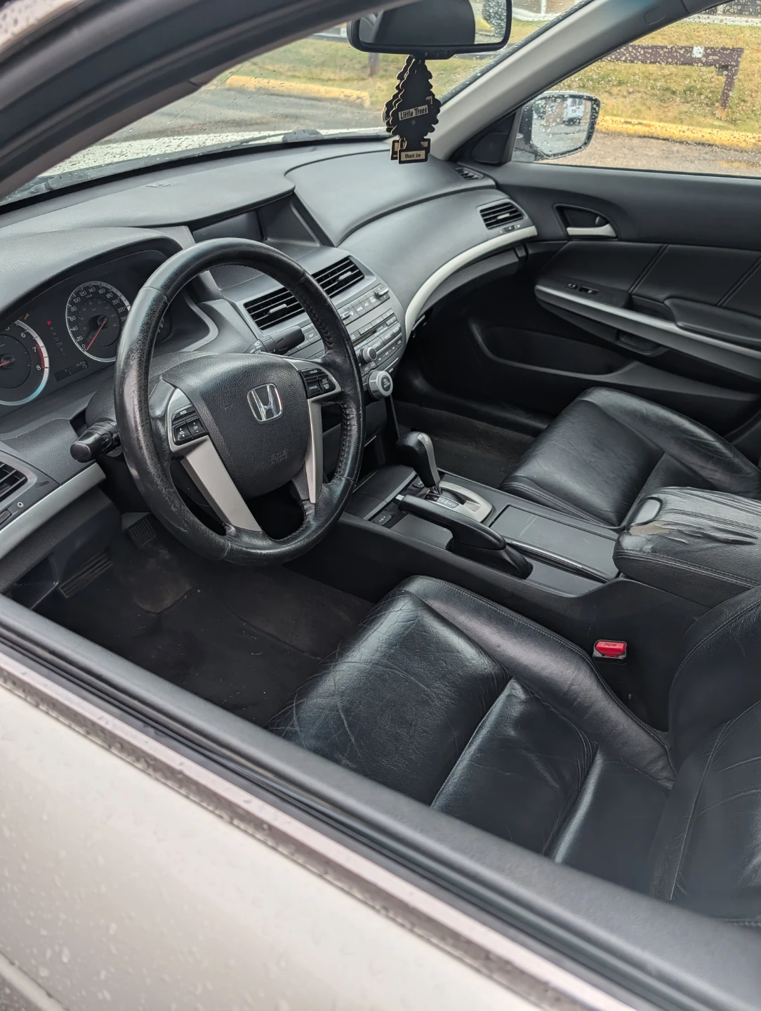 2008 fully loaded Honda accord V6 - photo 3