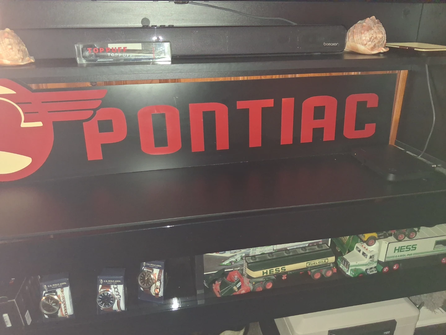 Pontiac Sign