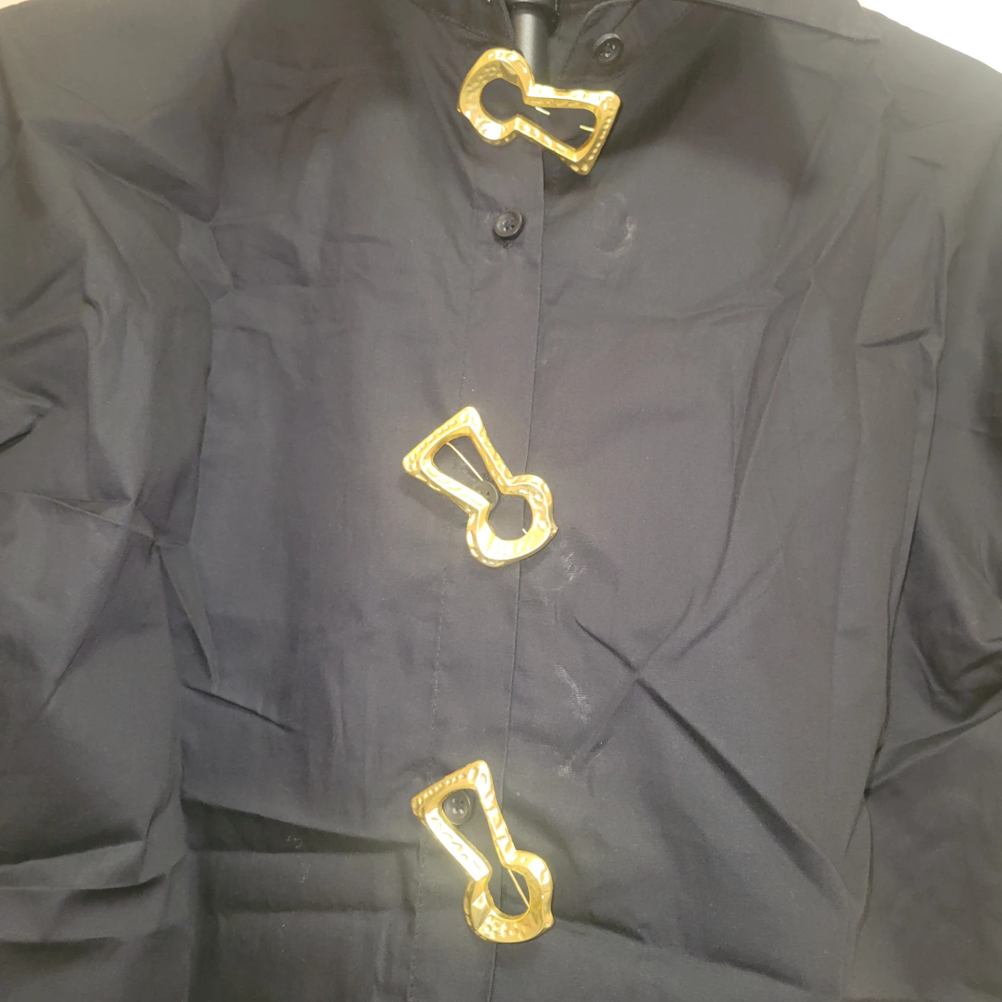 Kebunuo Black Blouse with Gold Hardware - photo 4