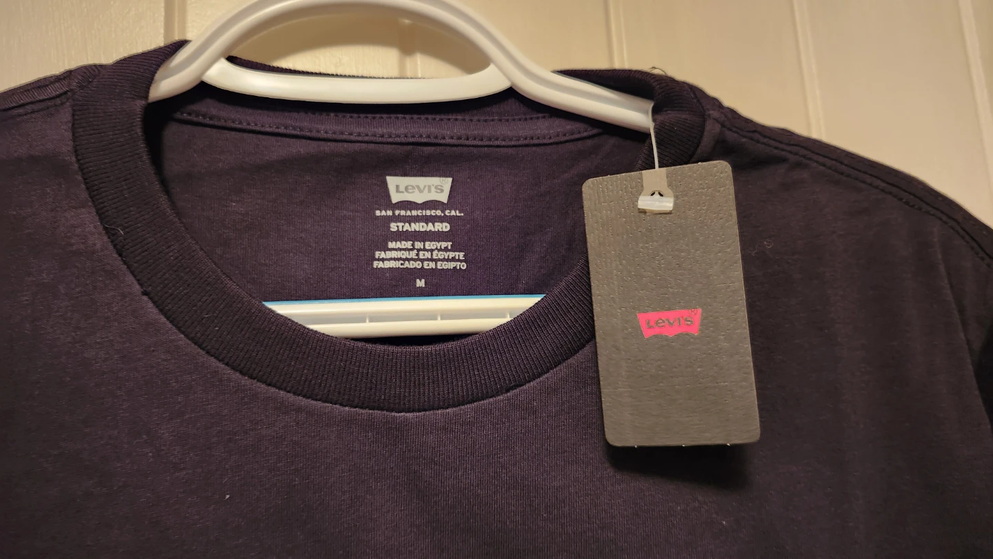 Levi's Men's Black Graphic T-Shirt - Size M - photo 4