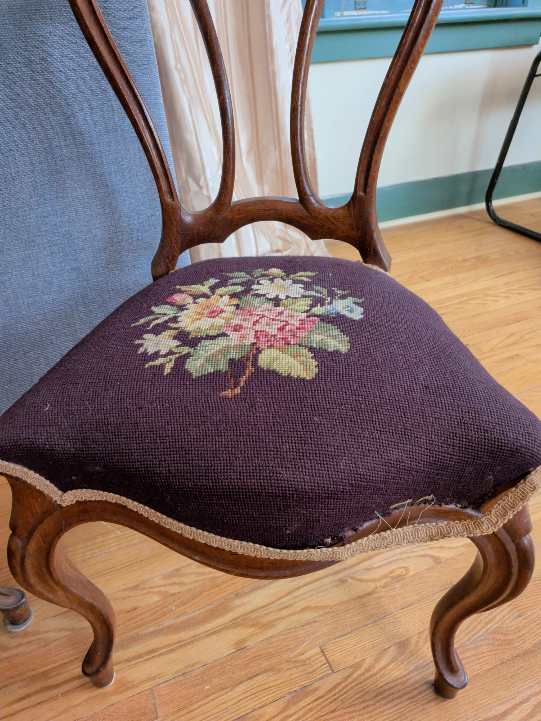 Vintage Needlepoint Accent Chairs (Set of 2) - photo 3