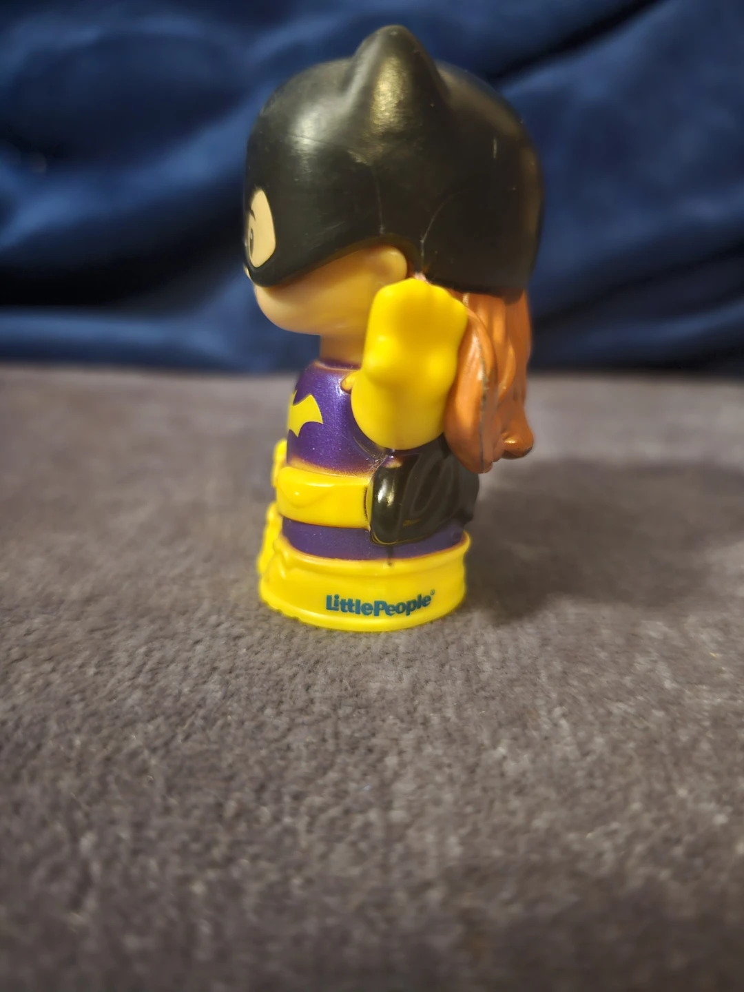 Fisher-Price Little People DC Comics Batgirl Figure - photo 2