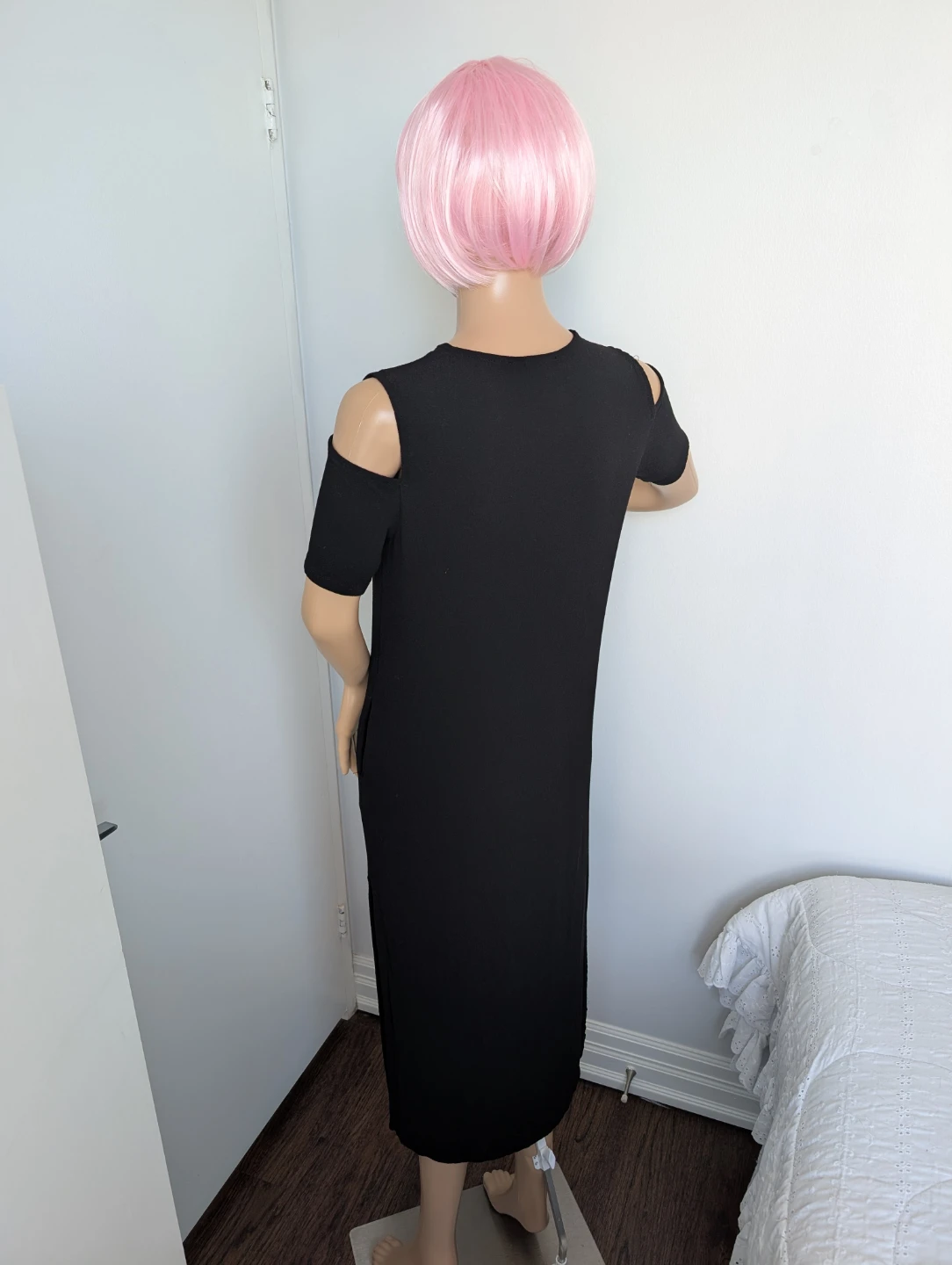 Black cold shoulder midi dress - photo 2