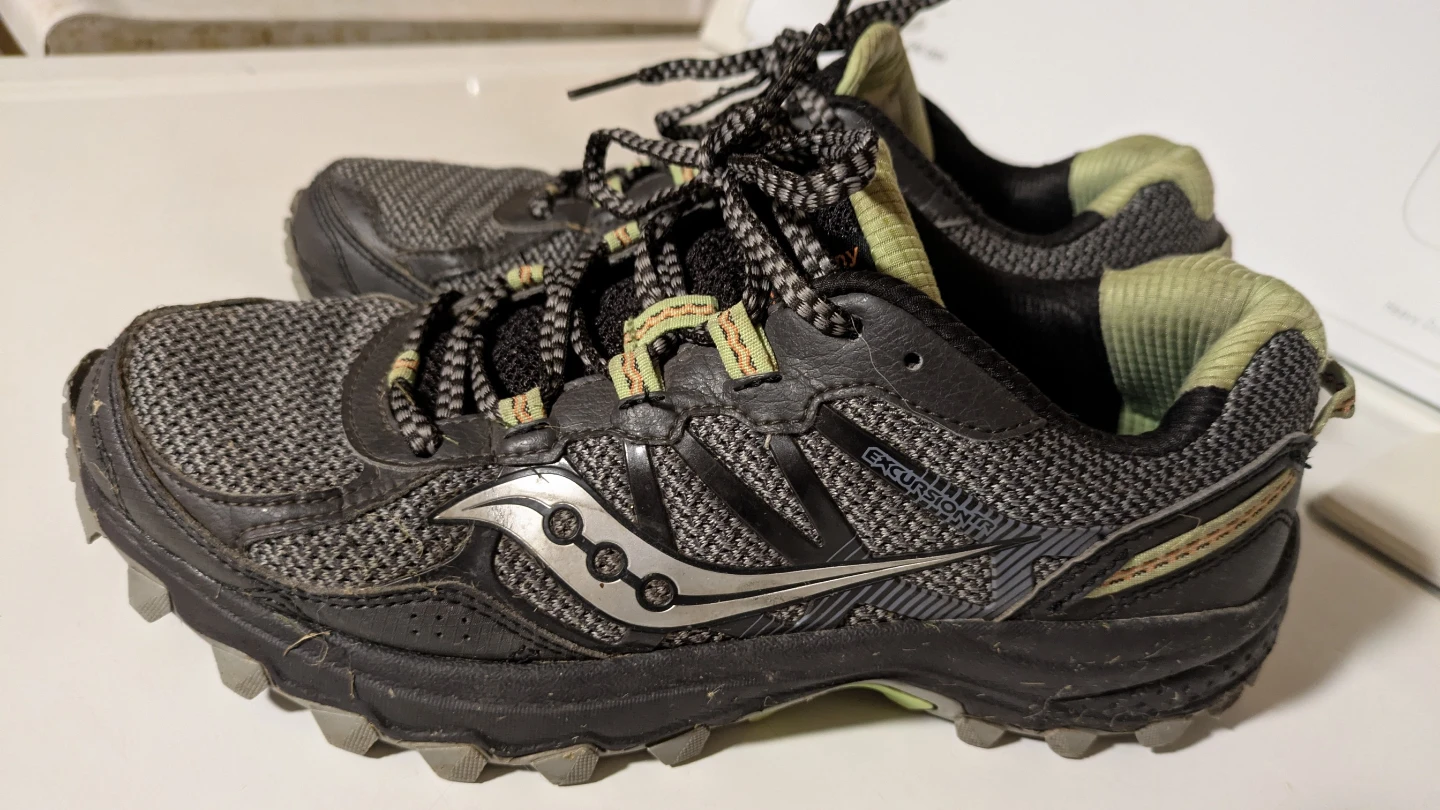 Saucony Excursion Trail Running Shoes - W 7.5 - photo 2