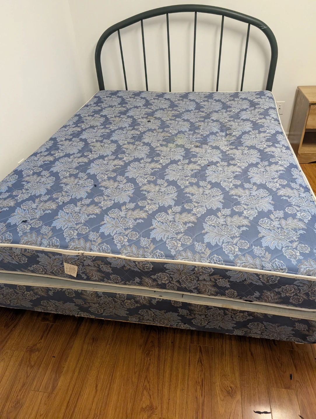 Blue floral mattress with frame