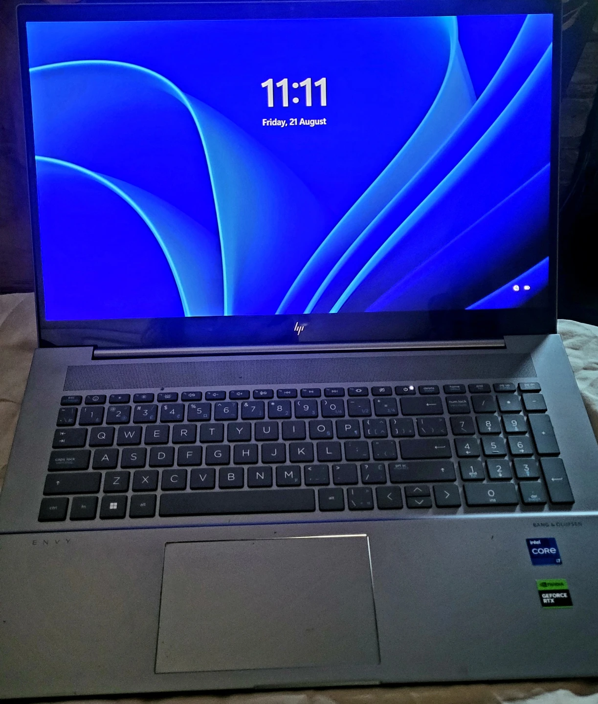 HP Envy 17-inch Laptop Intel Core i7 NVIDIA GeForce RTX - photo 3