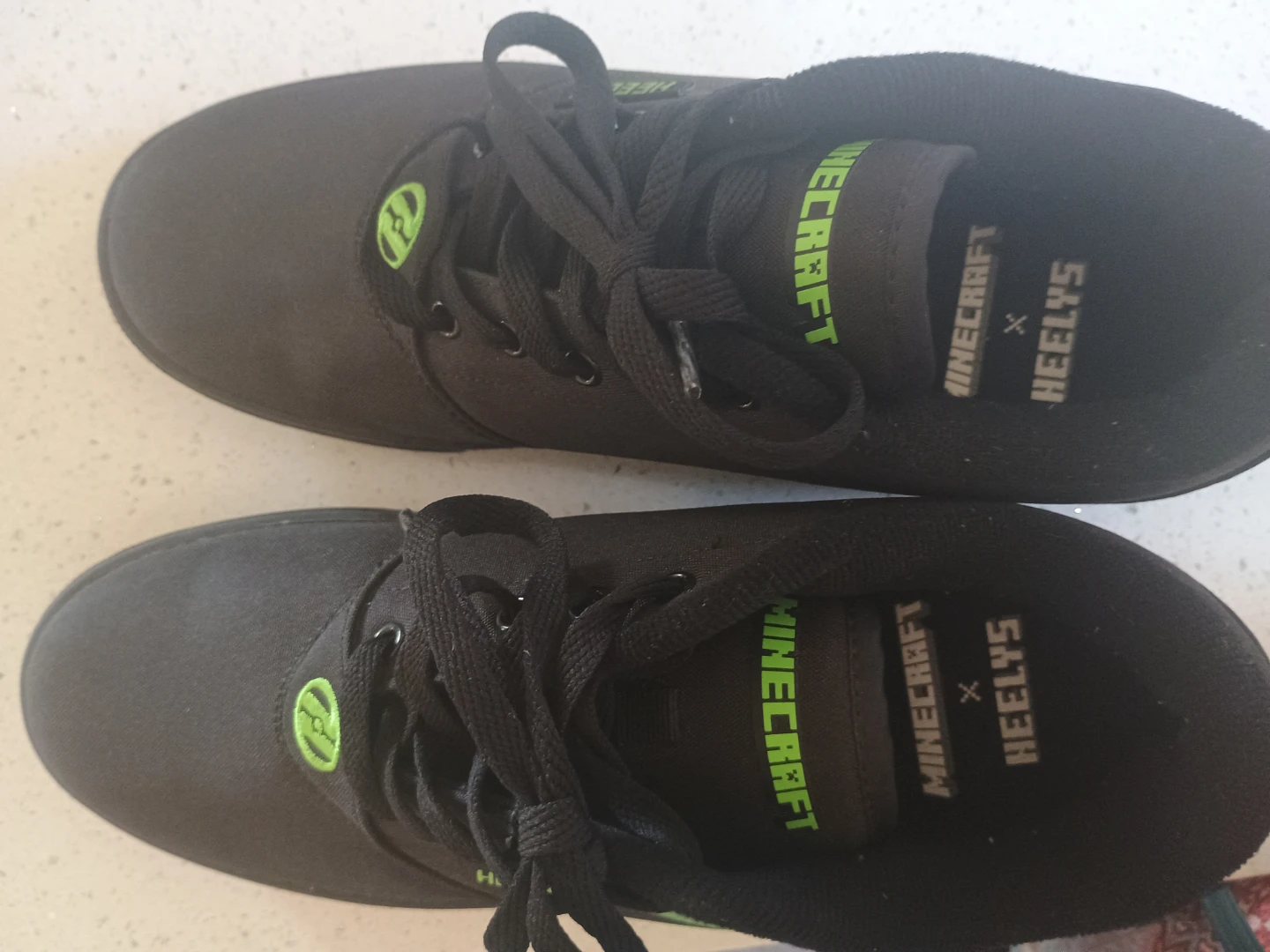 Heelys x Minecraft Creeper Wheeled Shoes - photo 4