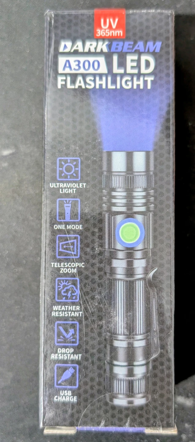 A300 UV 365nm Rechargeable LED Flashlight - photo 2