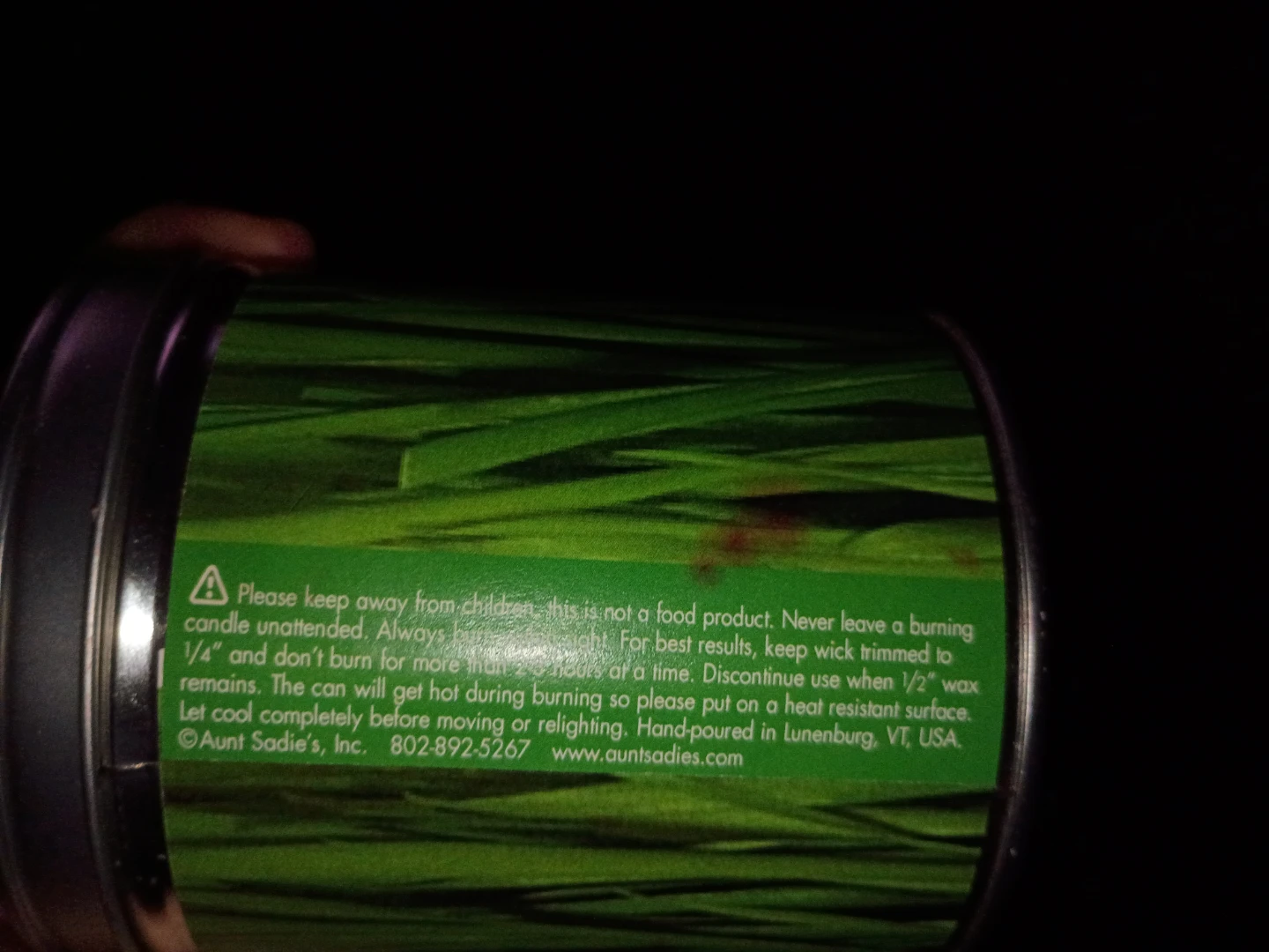 Aunt Sadie's Fresh Cut Grass Premium Scented Candle - photo 2
