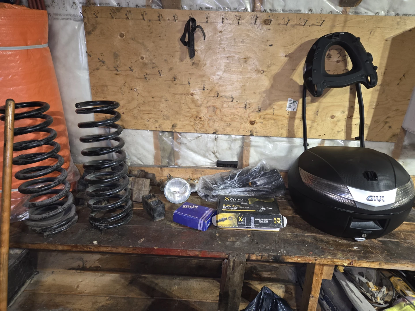 GIVI Top Box & Suspension Springs - photo 2