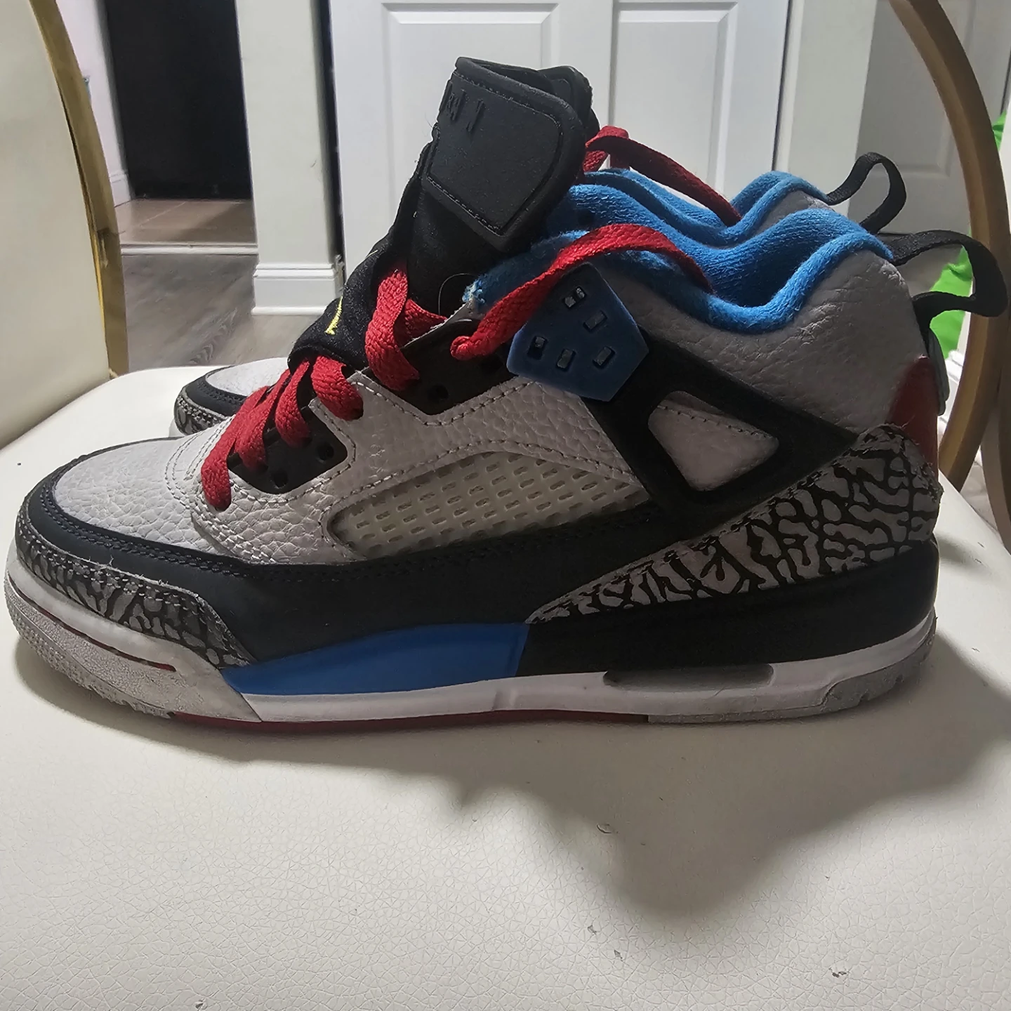 Jordan Spizike Low SE Kids Sneakers 4.5 - photo 2