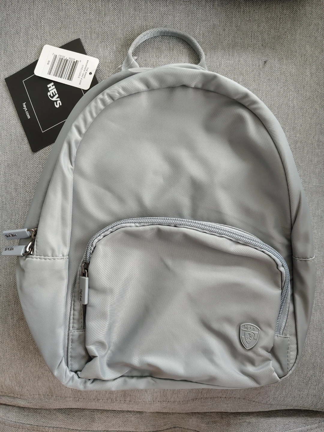 BNWT! HEYS The Basic Backpack - Beige and Light Grey - photo 3
