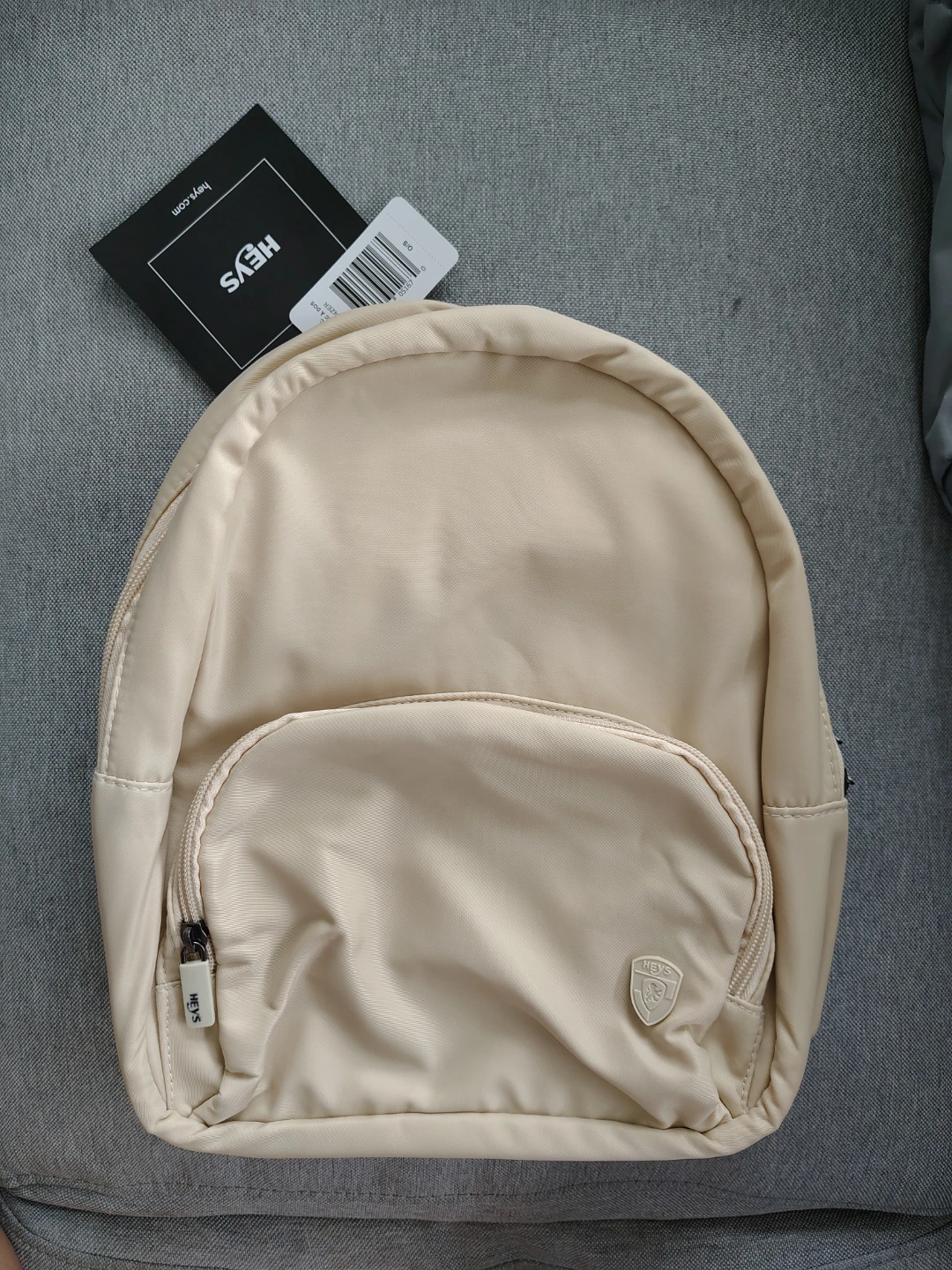BNWT! HEYS The Basic Backpack - Beige and Light Grey - photo 4