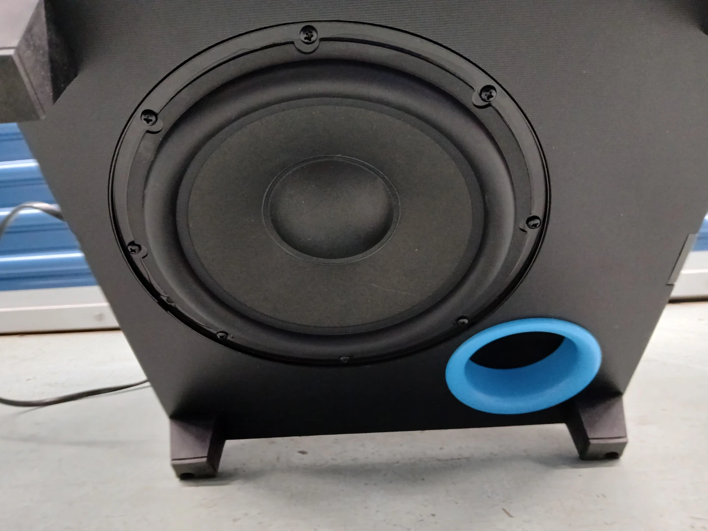 Definitive Technology Studio Subwoofer - photo 2