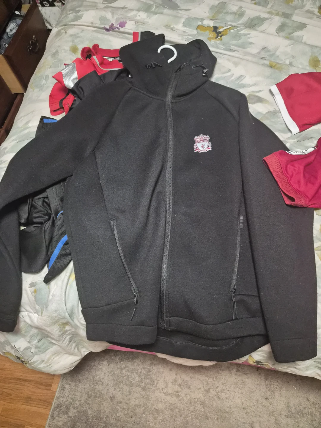 Liverpool FC Black Fleece Zip-Up Hoodie