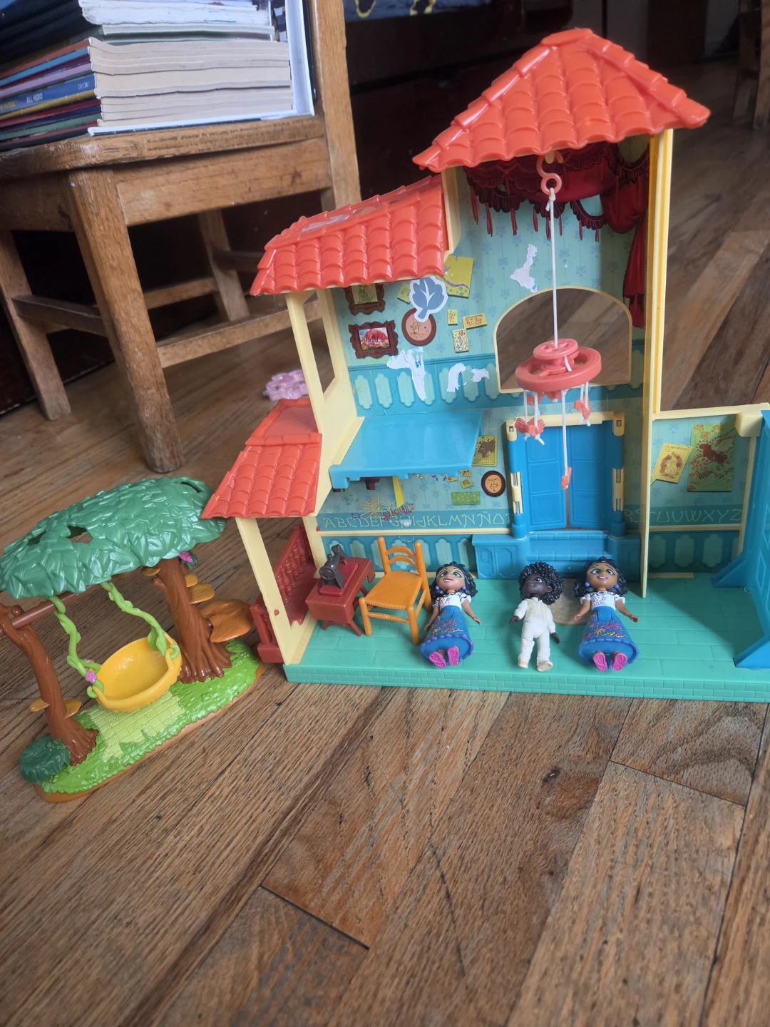 Encanto The Magical World of Mirabel Playset with Dolls
