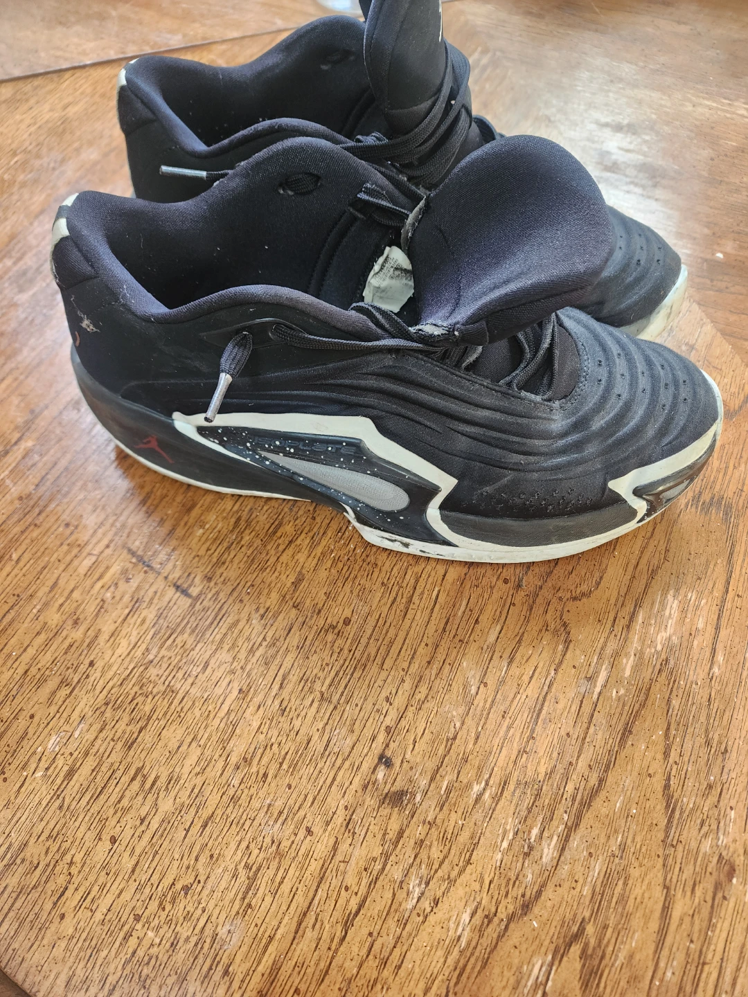 Black Jordan Basketball Shoes - photo 2