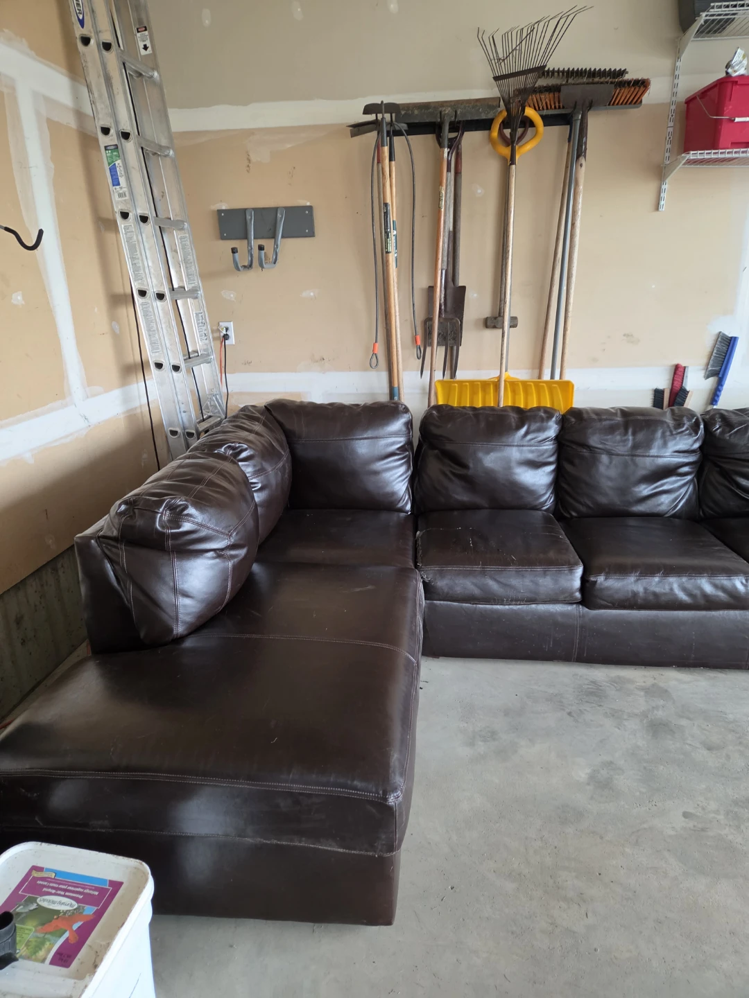 Sectional couch