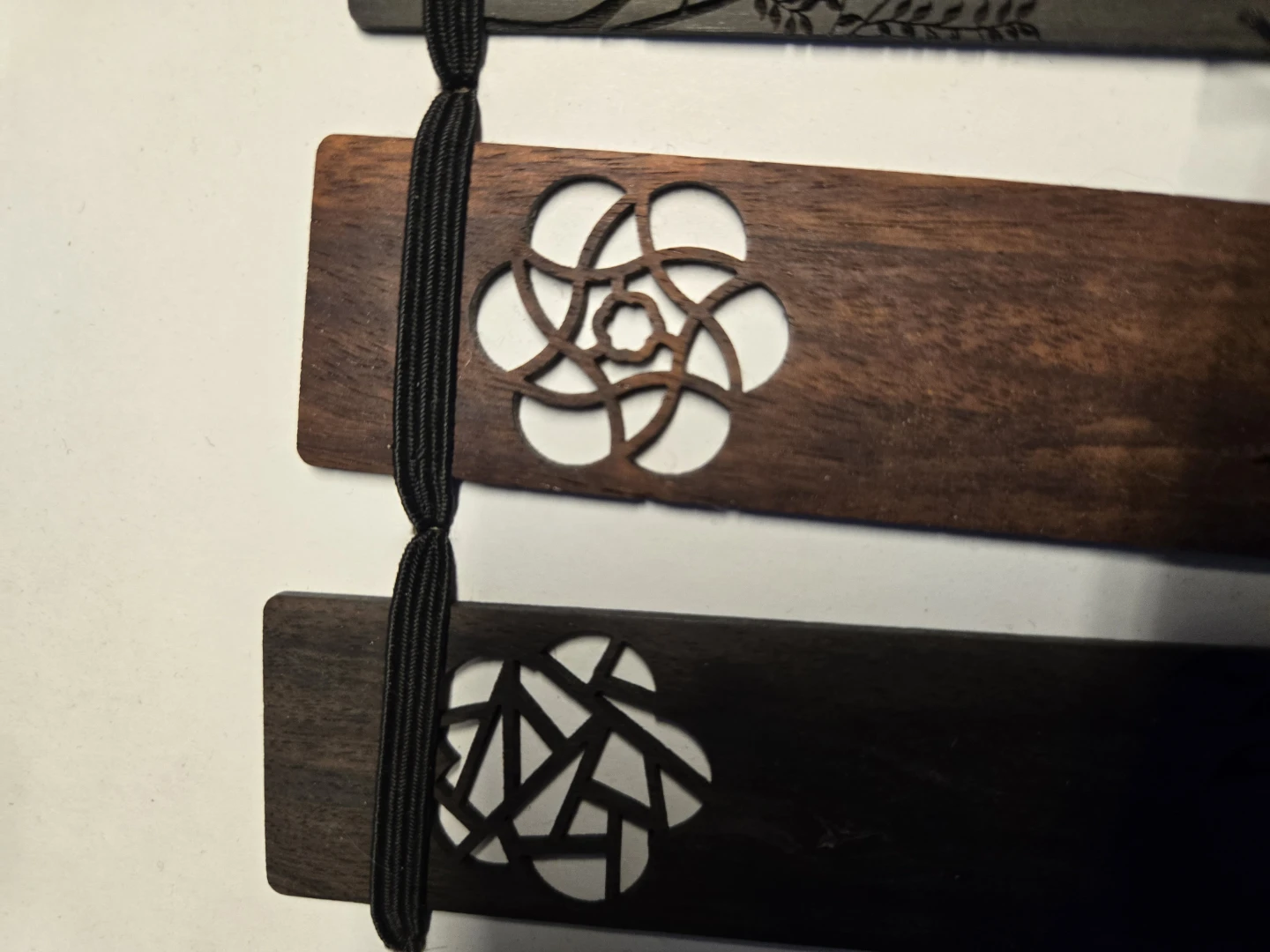 Wooden Bookmarks with Tassels - photo 2