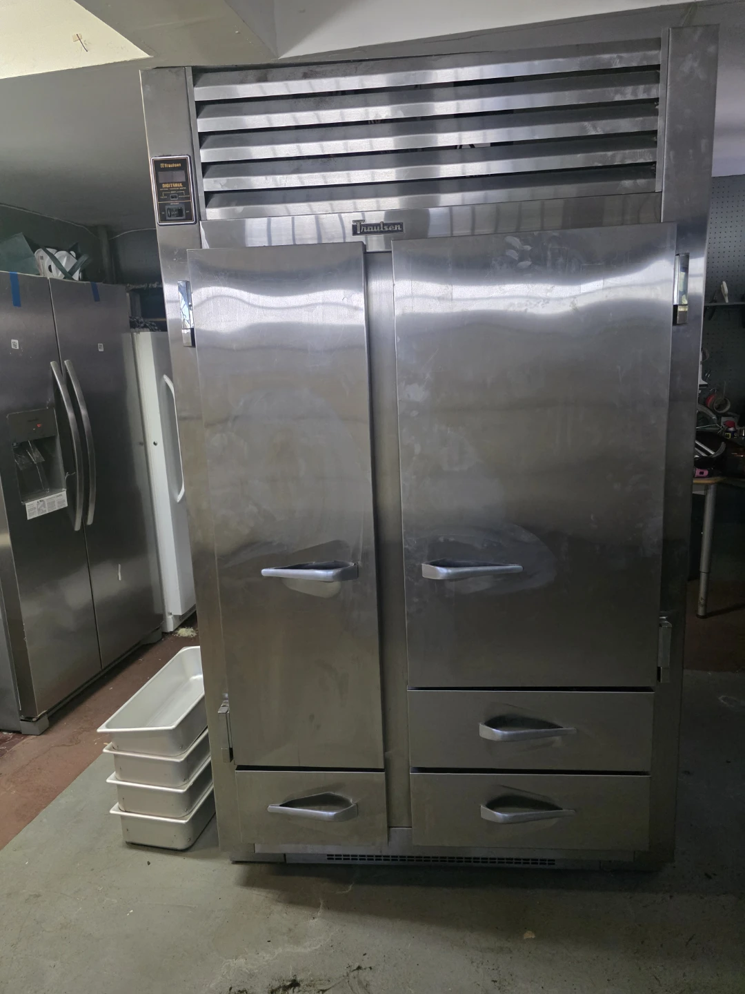 Traulsen URS 48 DT Commercial Refrigerator/Freezer