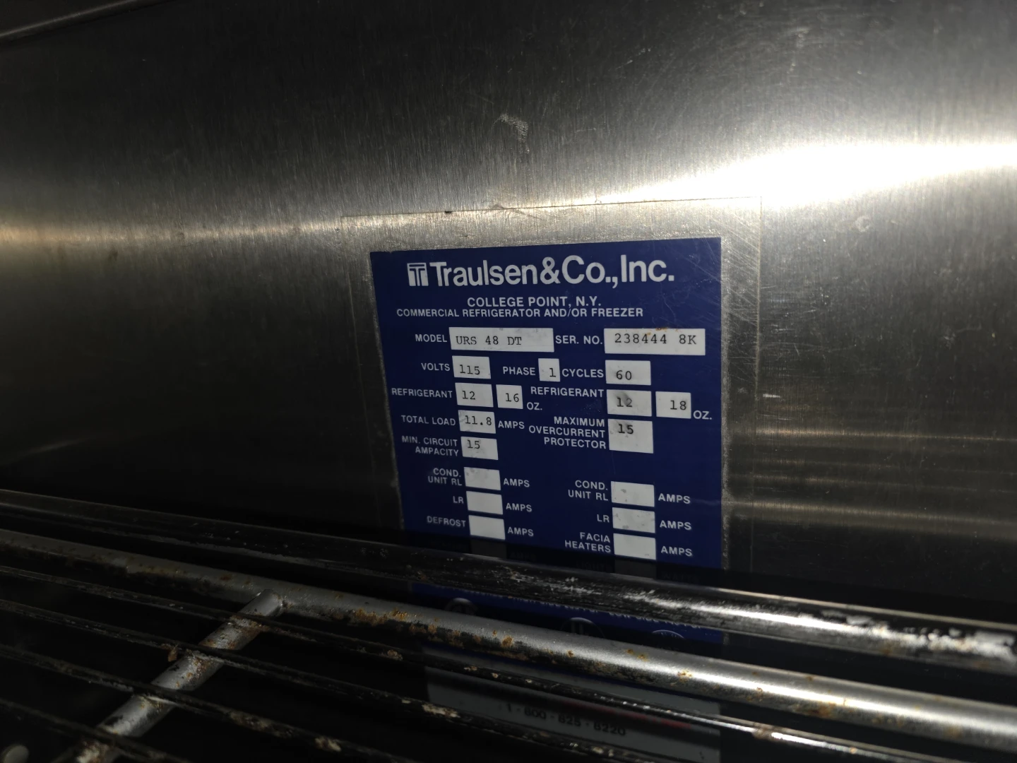 Traulsen URS 48 DT Commercial Refrigerator/Freezer - photo 4