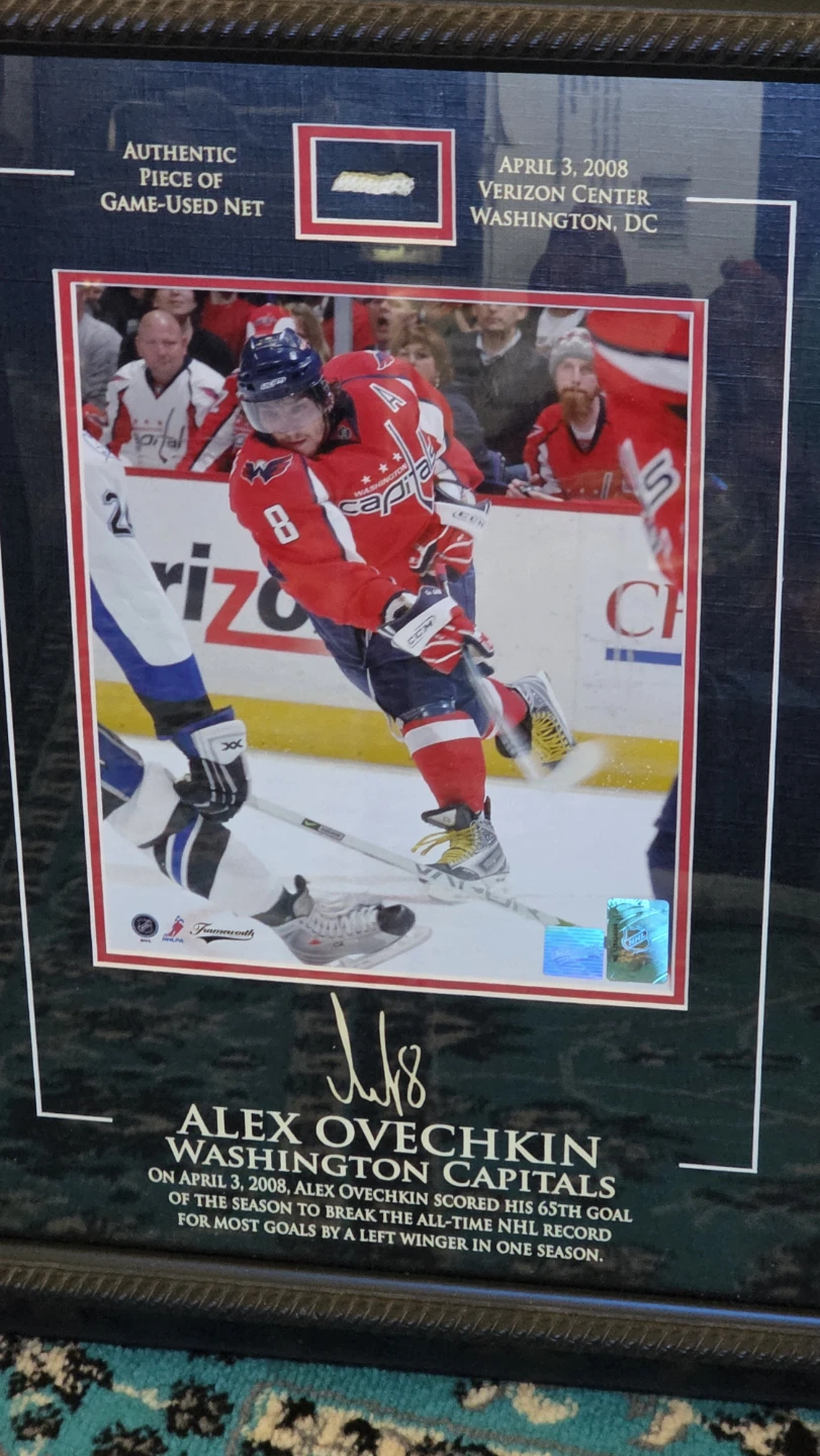 Alex Ovechkin Washington Capitals . NHL L WING 65 GOAL RECORD