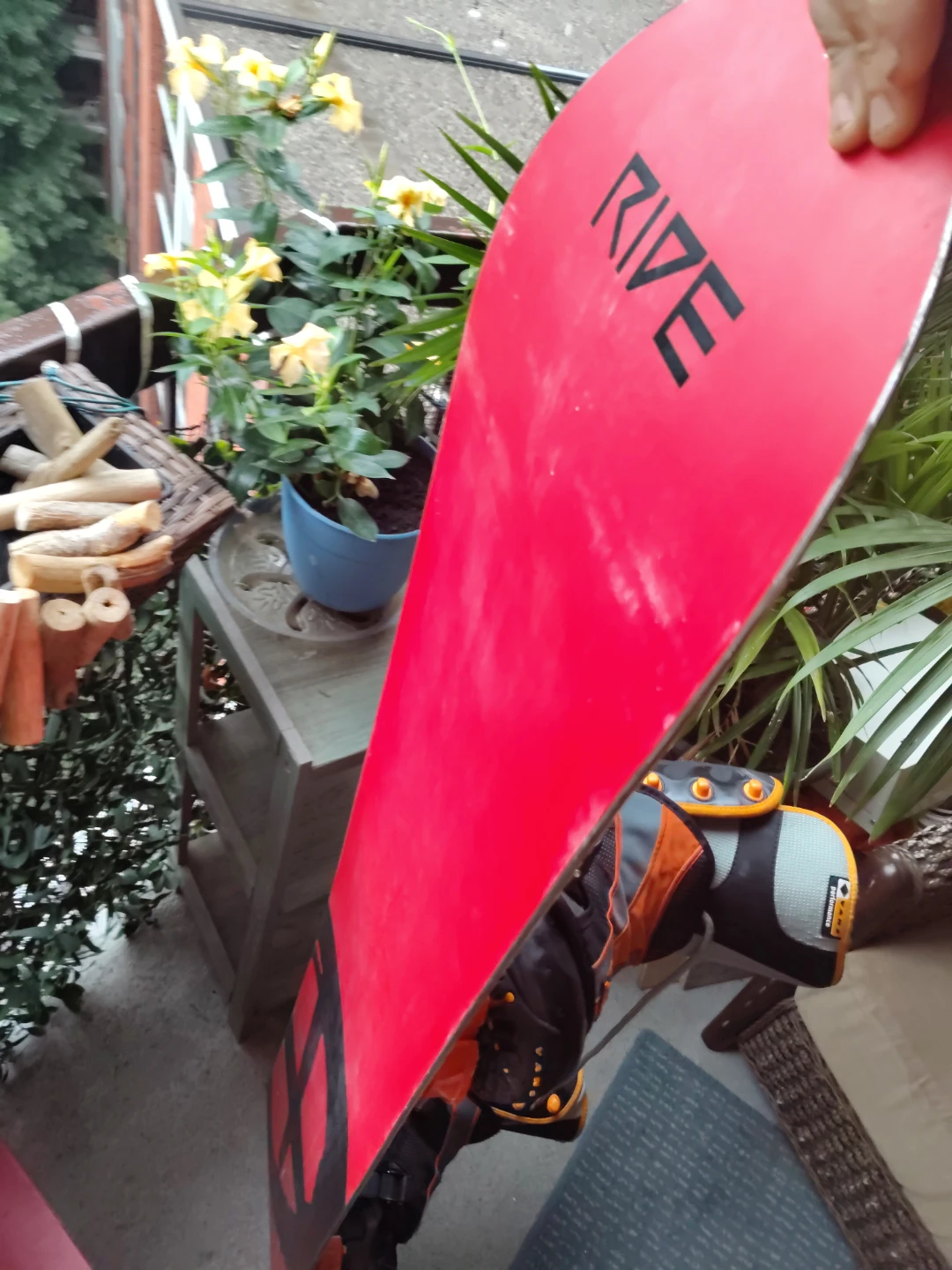 Ride Snowboard with Bindings - photo 3