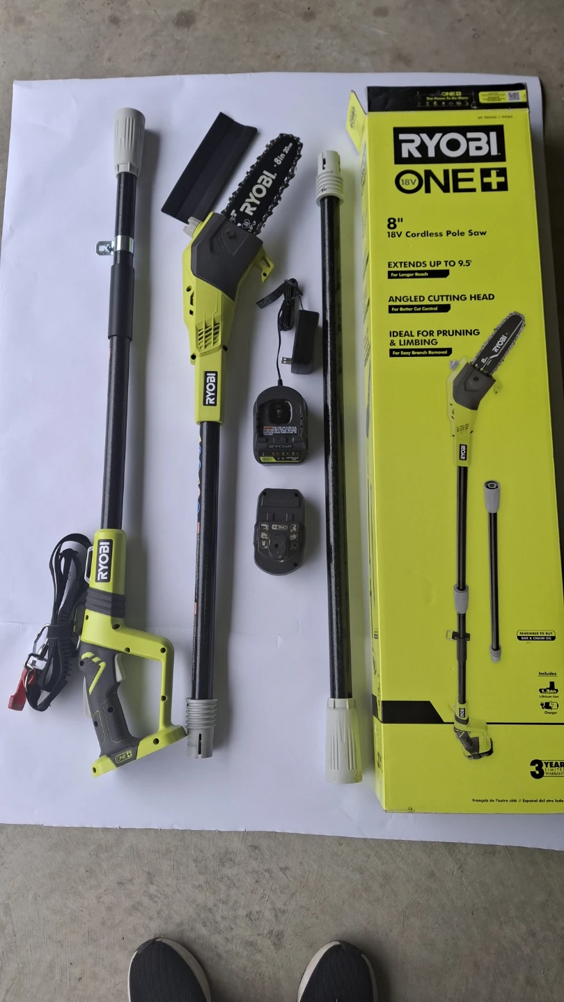Ryobi 8" cordless pole saw