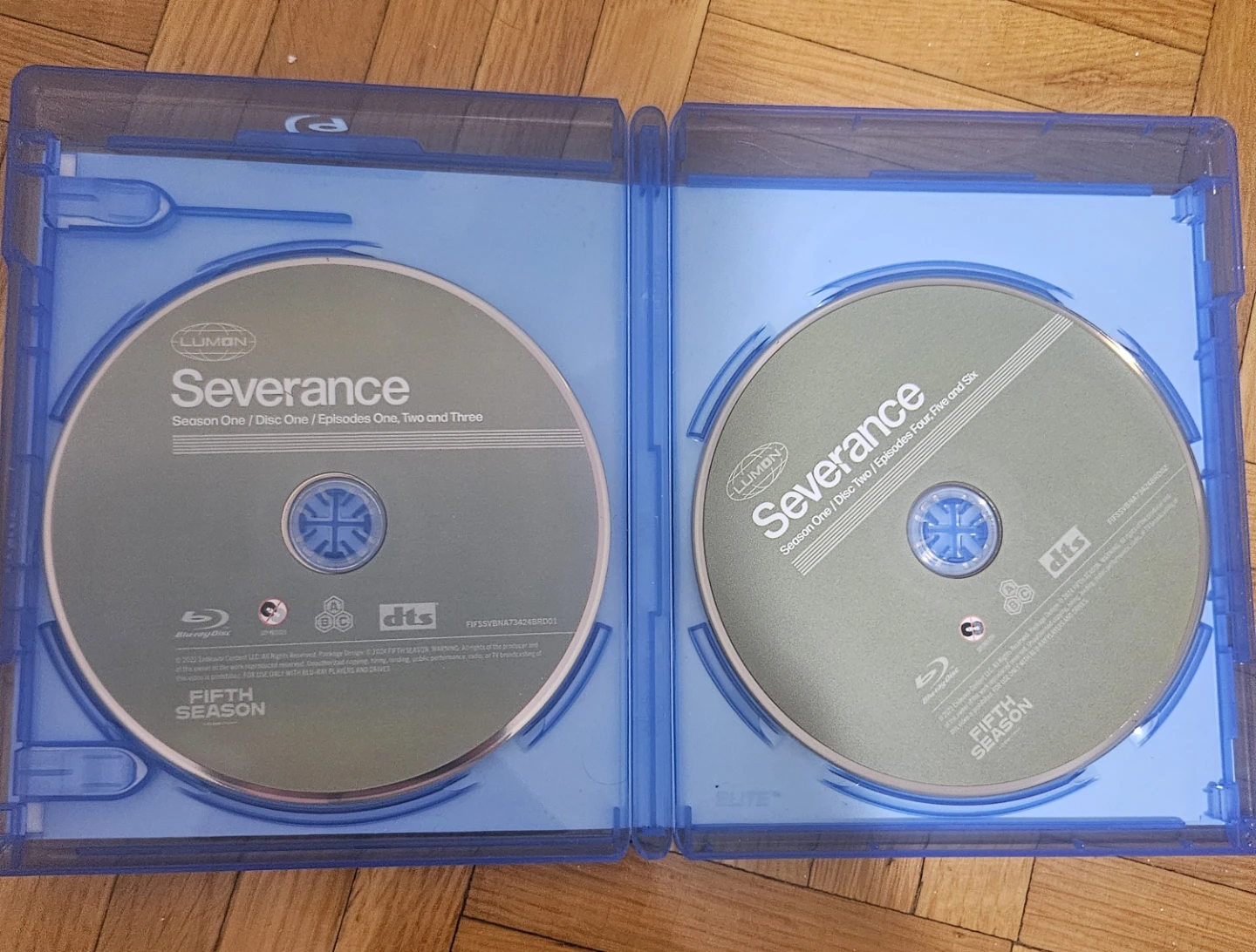 Severance Season 1 Blu-Ray Set - photo 3
