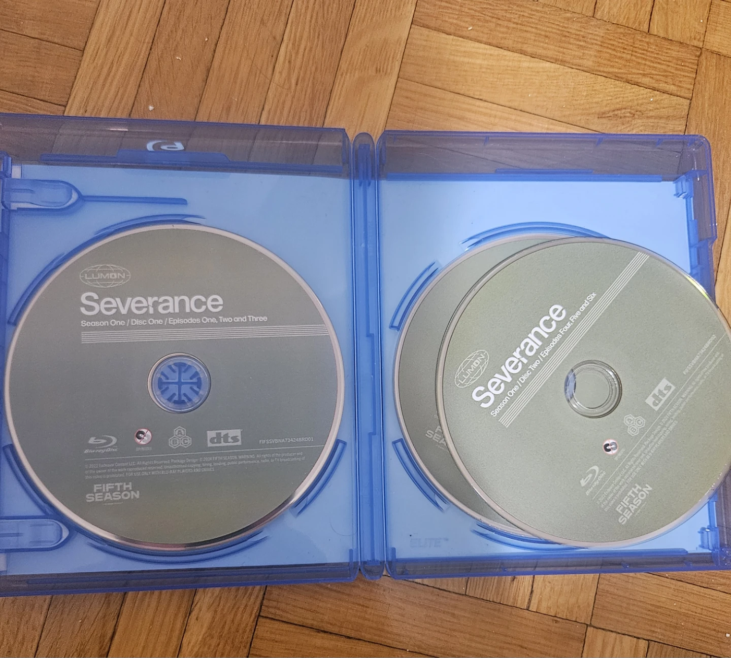 Severance Season 1 Blu-Ray Set - photo 4