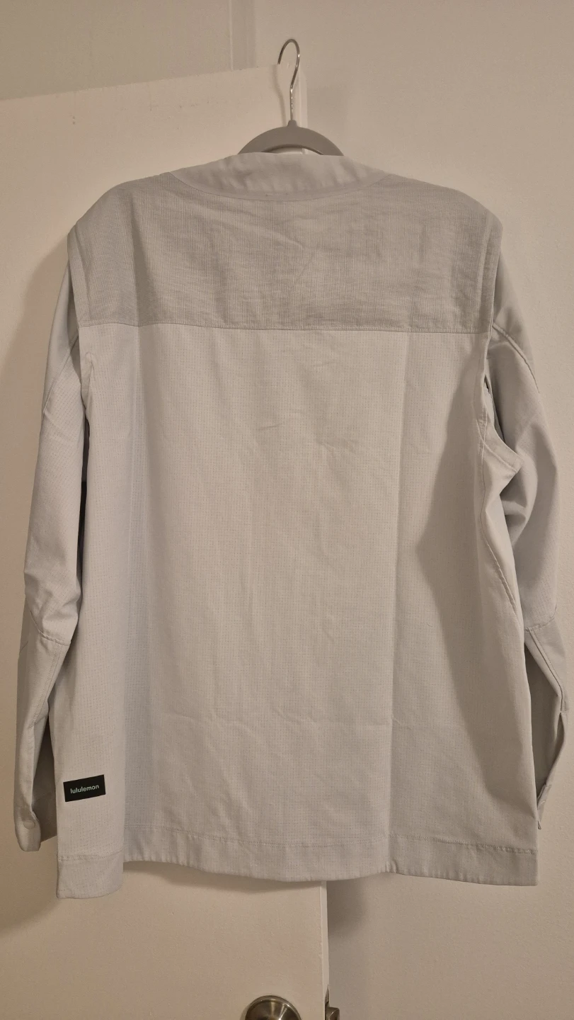Lululemon Water-Repellent Hike Convertible Bomber Jacket XL - photo 2