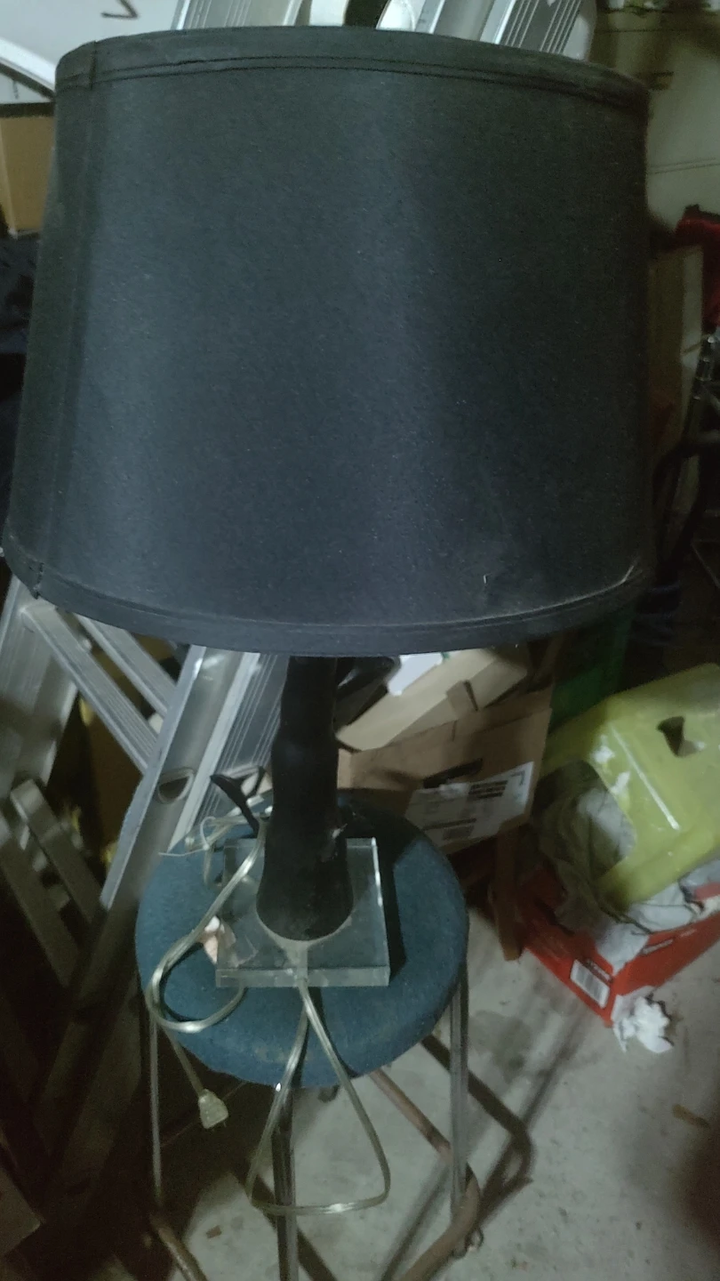 Black Table Lamp - photo 2