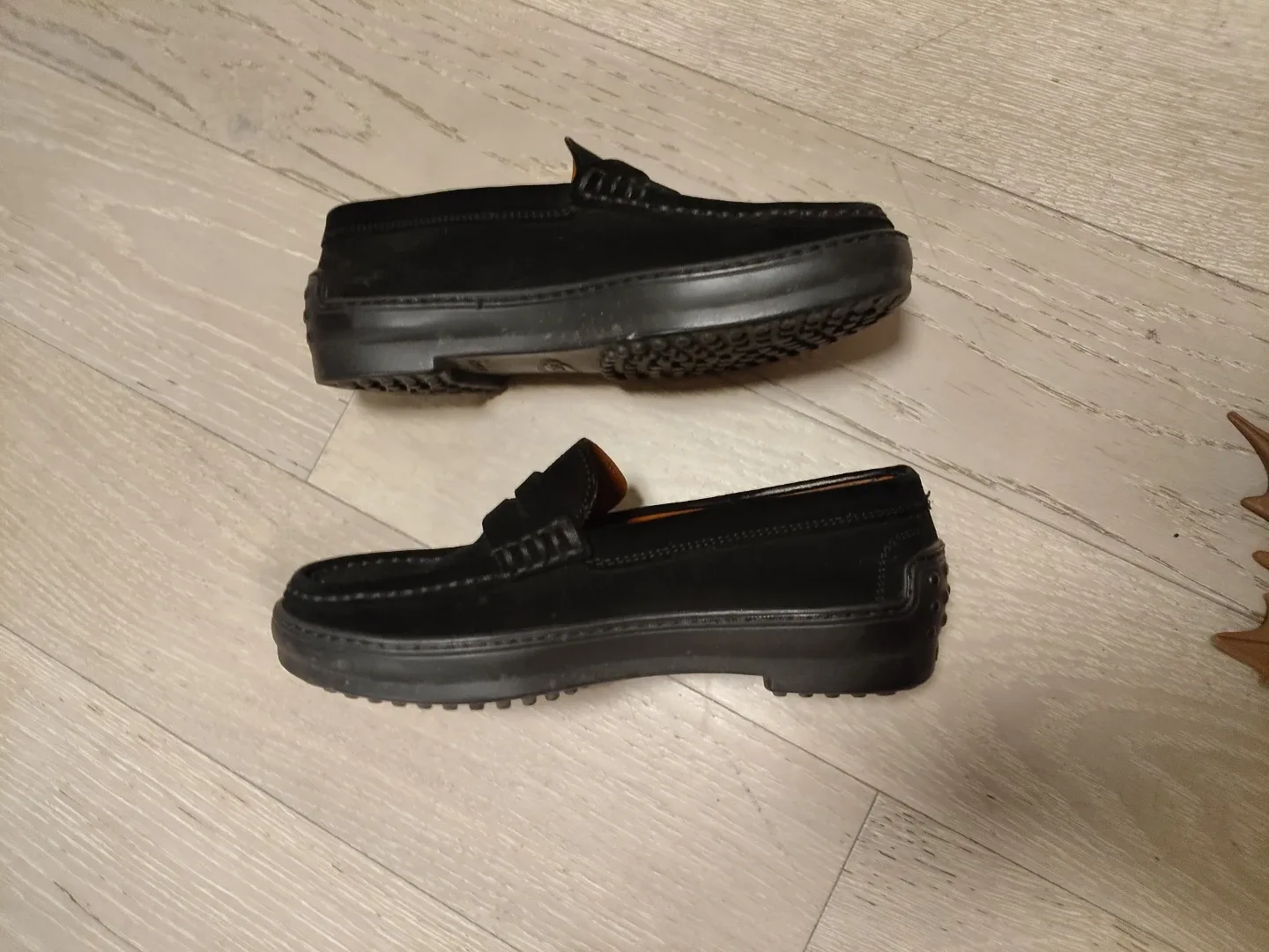 Tod's Black Suede  Loafers Size 36.5 EU (6.5 USA) - photo 2