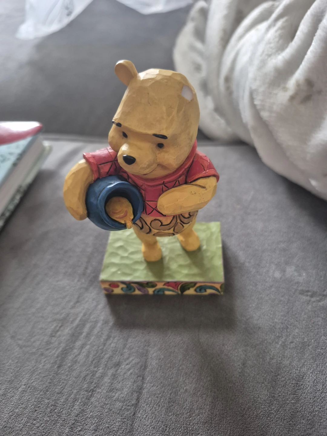 Disney Winnie the Pooh 5-Minute Stories Book and Figurine - photo 2