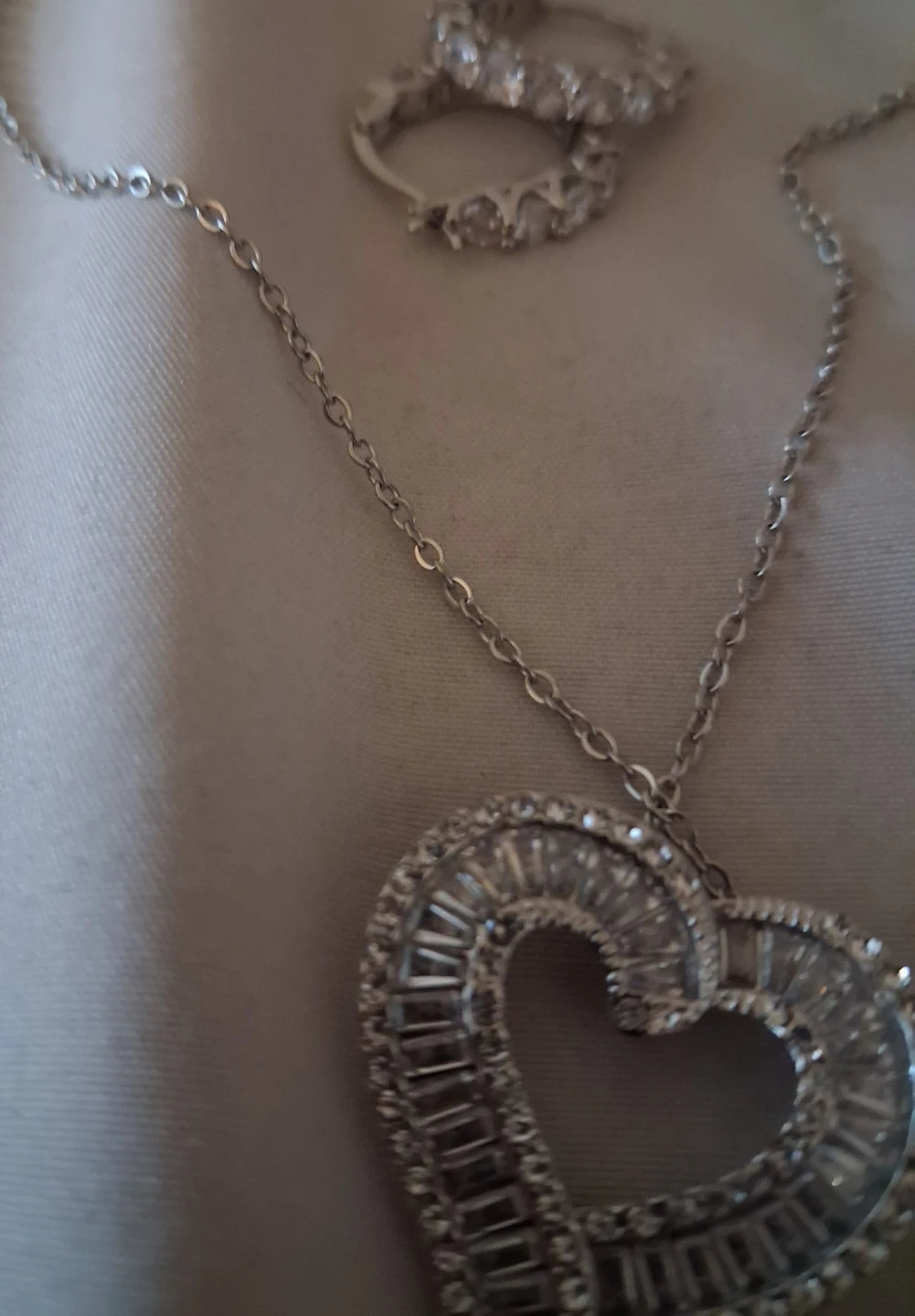 Heart Pendant Necklace and Hoop Earrings Set - photo 3