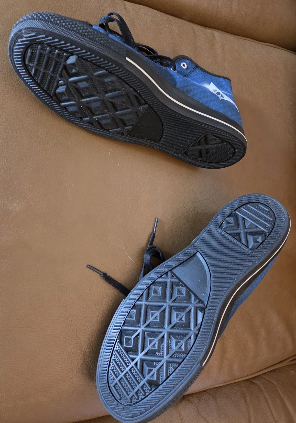 High Top Canvas Shoes - photo 3