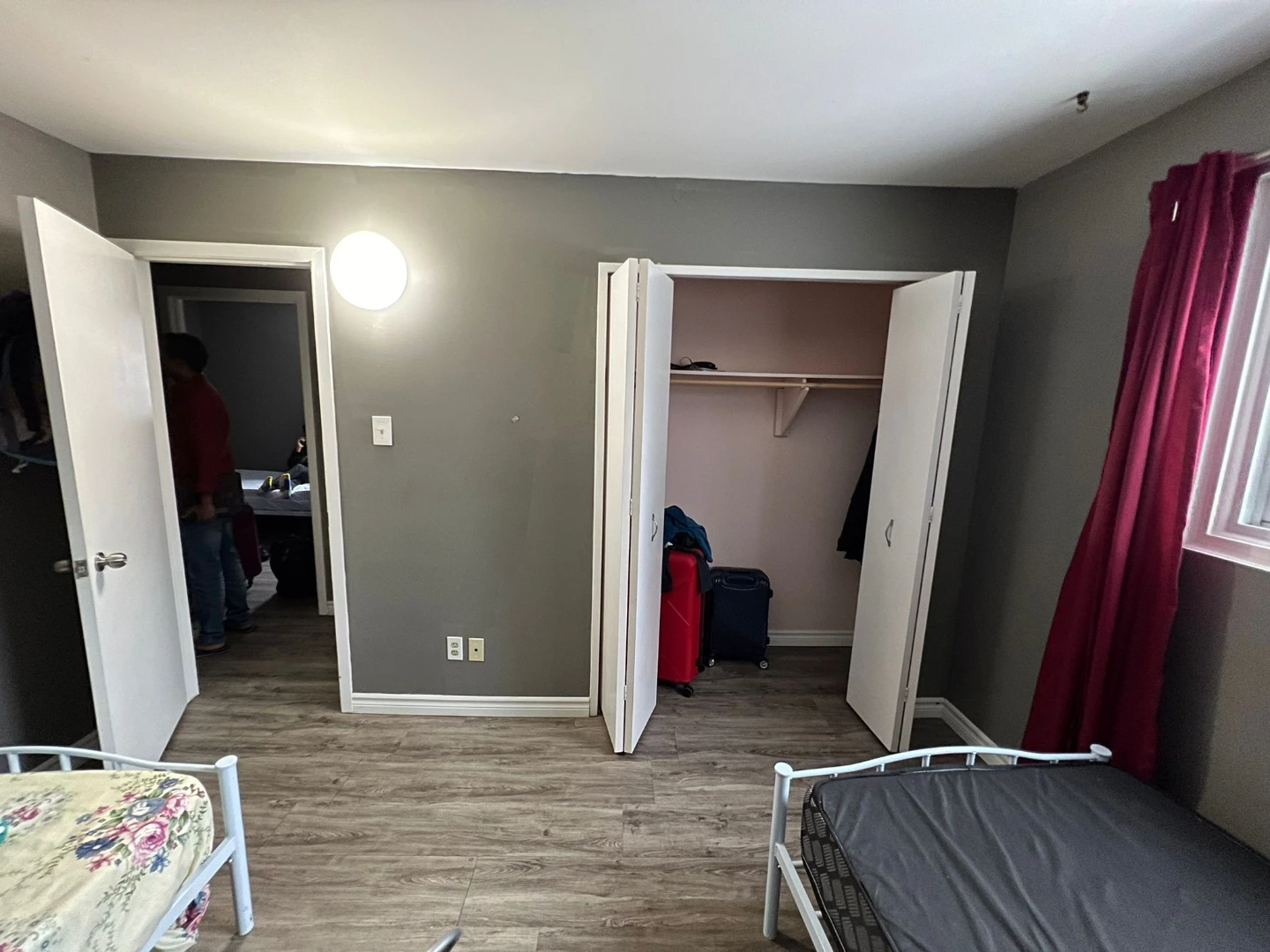 Shared room in kitchener - photo 2