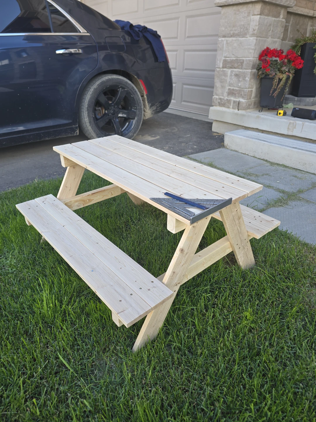 Small/med Kids picnic tables