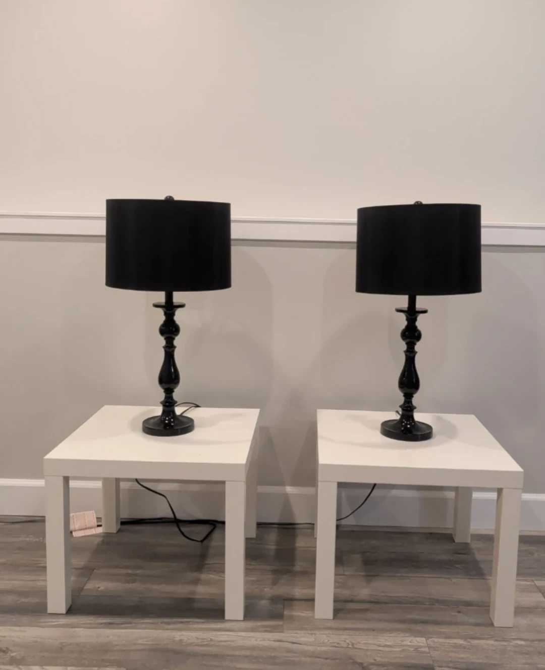 4pc Bedroom or Living Room Table & Lamp Set - photo 2