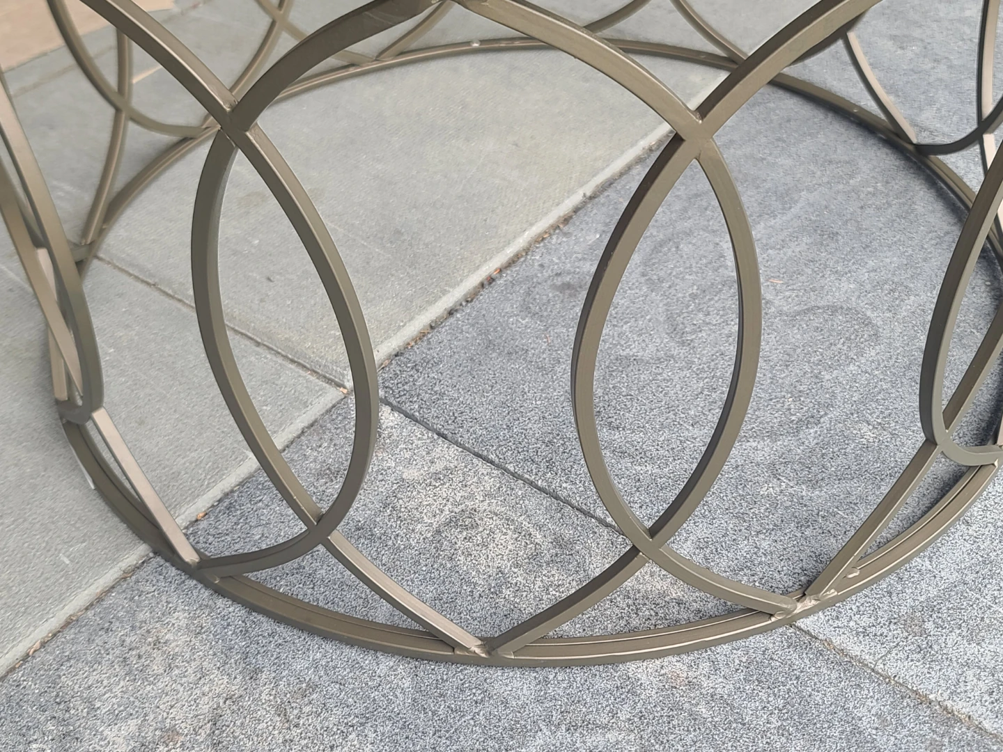 Round Glass Coffee Table with Champagne Gold Metal Base - photo 4