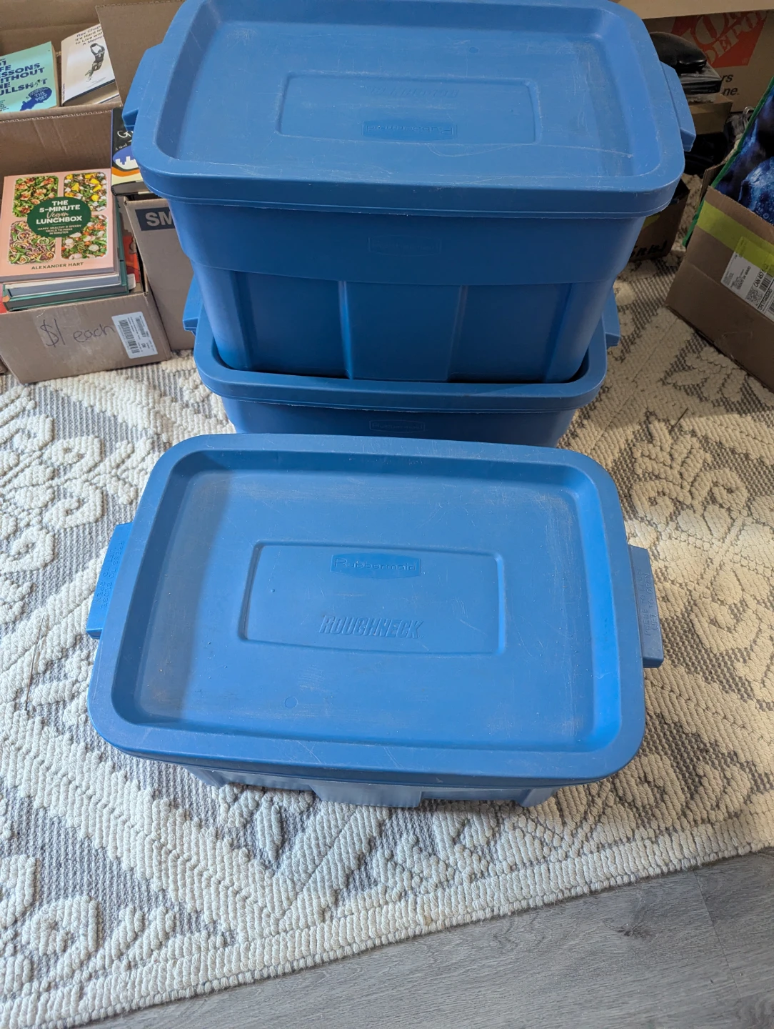 Rubbermaid Roughneck Storage Totes - Set of 3 - photo 4